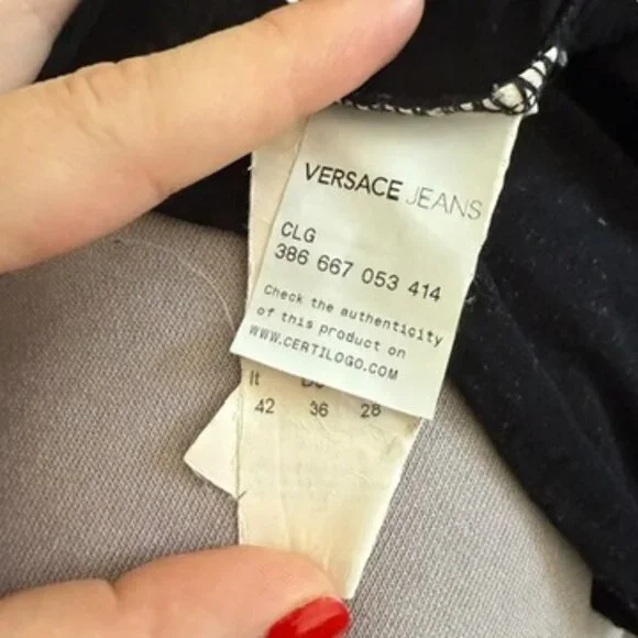 Versace Jeans Black Gold Signature Tee T-shirt 42 US 6 studded rhinestones - Picture 7 of 8